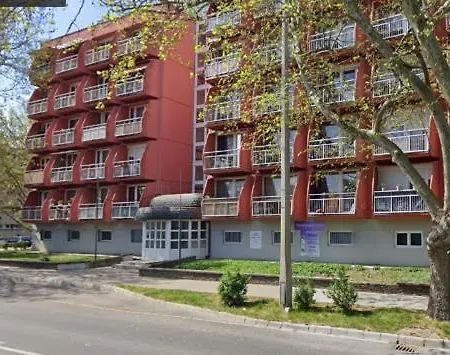 Siofoki Belvarosi Apartman Lägenhet